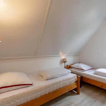 Near With Sauna And Fenced Garden * Callantsoog