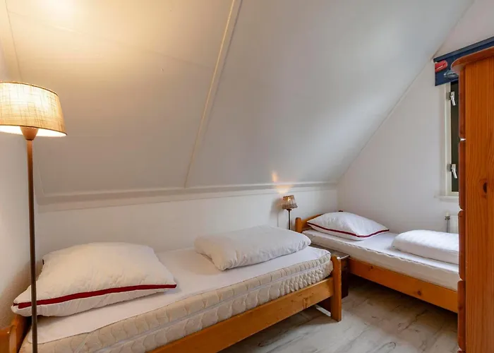 Near With Sauna And Fenced Garden * Callantsoog