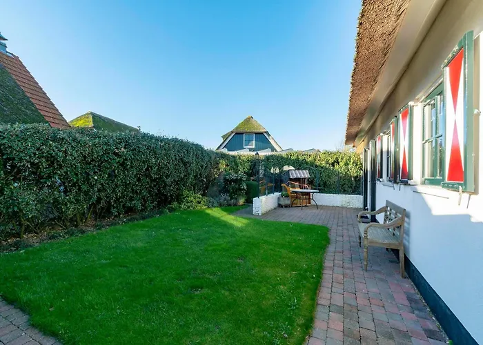 Near With Sauna And Fenced Garden